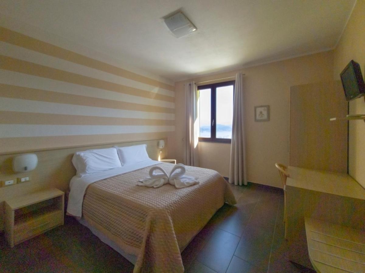 لا سبيتسْيا Agriturismo La Pietra 1 E La Pietra 2 المظهر الخارجي الصورة