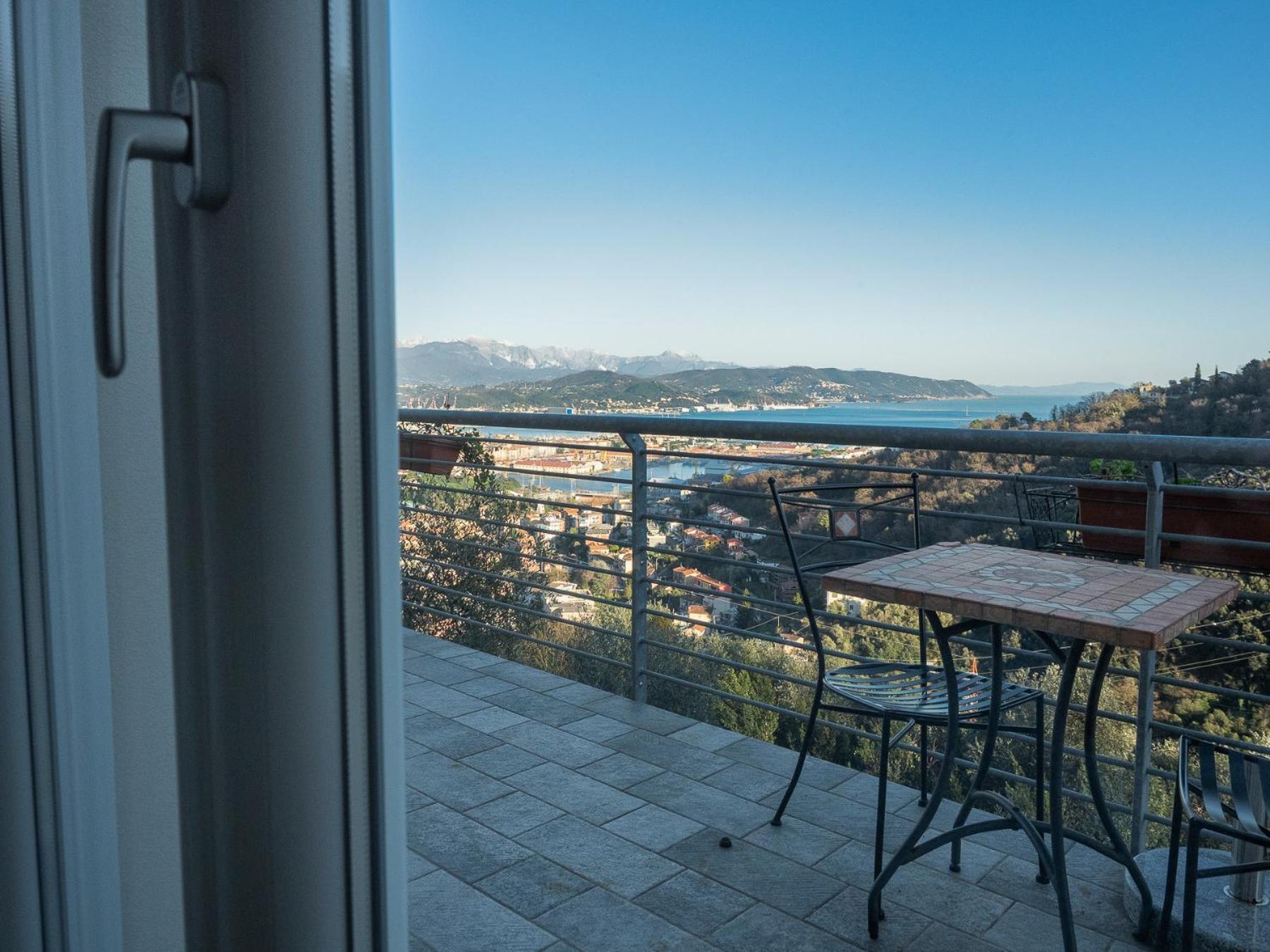 لا سبيتسْيا Agriturismo La Pietra 1 E La Pietra 2 المظهر الخارجي الصورة