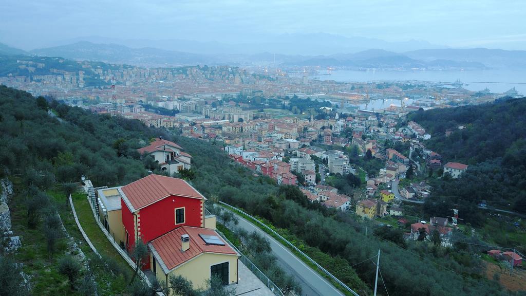 لا سبيتسْيا Agriturismo La Pietra 1 E La Pietra 2 المظهر الخارجي الصورة